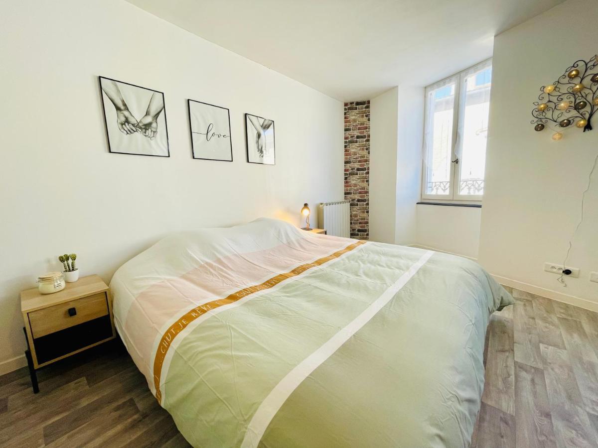 Villa La Carrée des Amis Lusignan Esterno foto