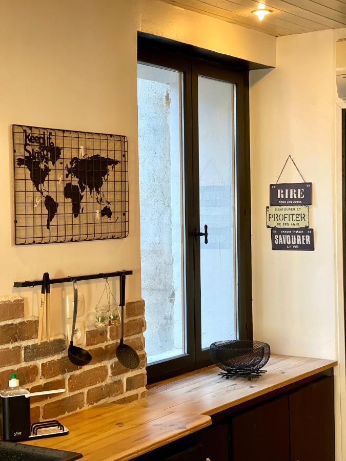Villa La Carrée des Amis Lusignan Esterno foto